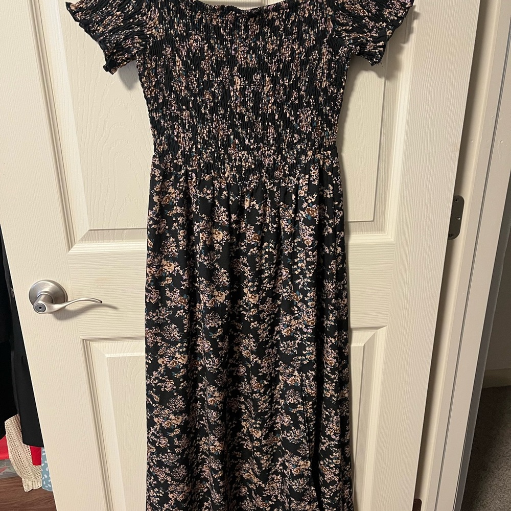 SHEIN Black Floral Maxi Dress